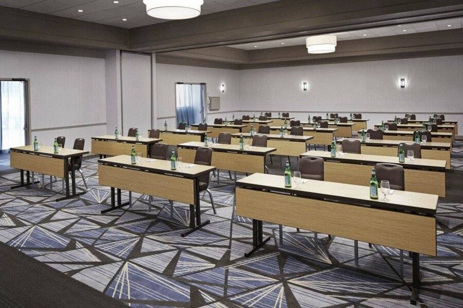 Hotel MDR Marina del Rey- a DoubleTree by Hilton conference room,meeting room