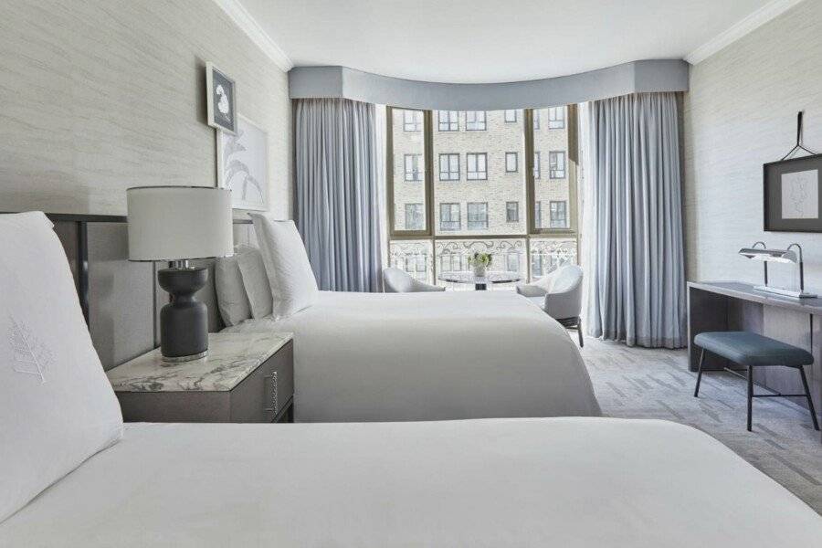 Beverly Wilshire, A Four Seasons Hotel hotel bedroom