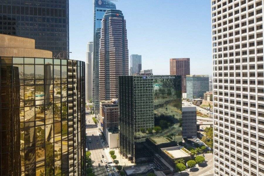 The Westin Bonaventure Hotel & Suites, 