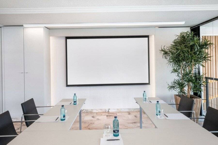 Salles Ciutat del Prat Barcelona Airport conference room,meeting room