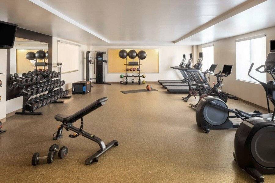 Hilton Garden Inn/JFK fitness centre