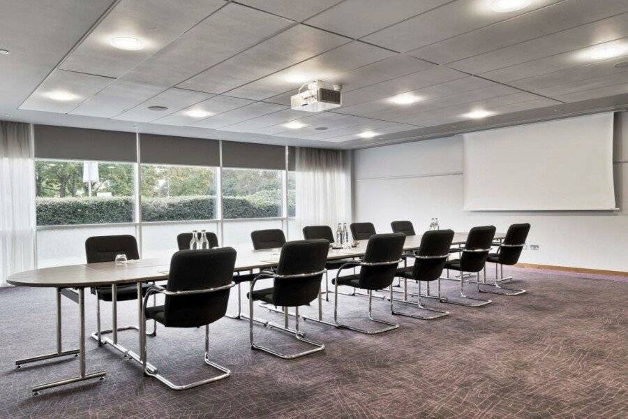 Radisson Hotel and Conference Centre London Heathrow conference room,meeting room