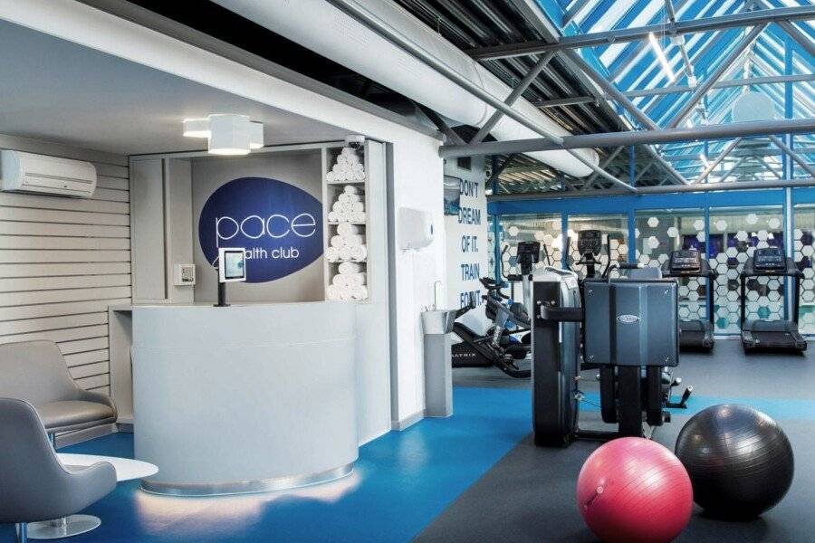 Radisson Hotel and Conference Centre London Heathrow fitness centre