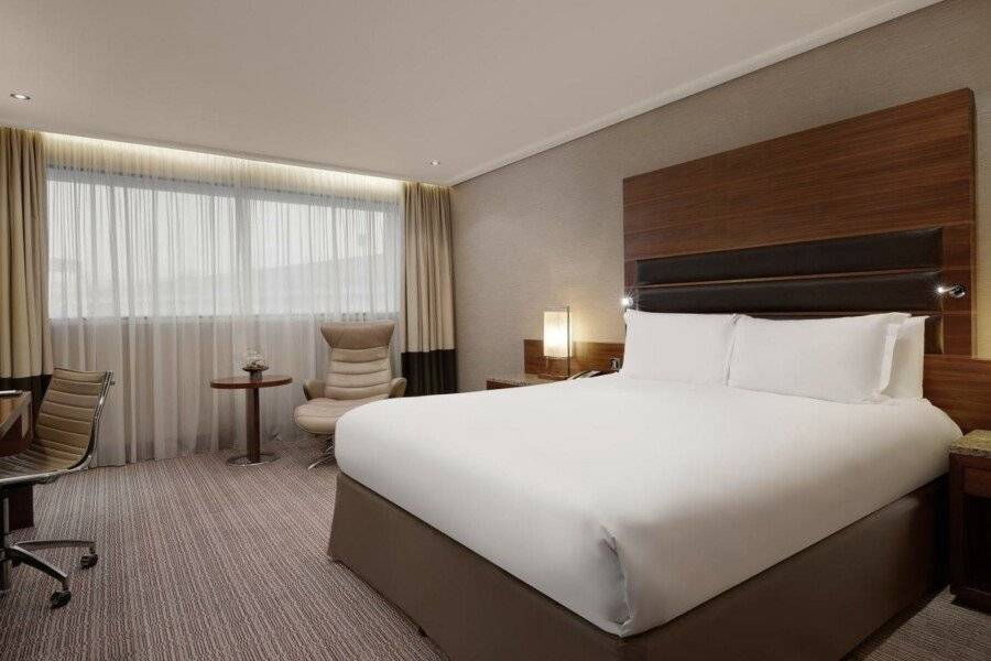 Sofitel London Heathrow hotel bedroom