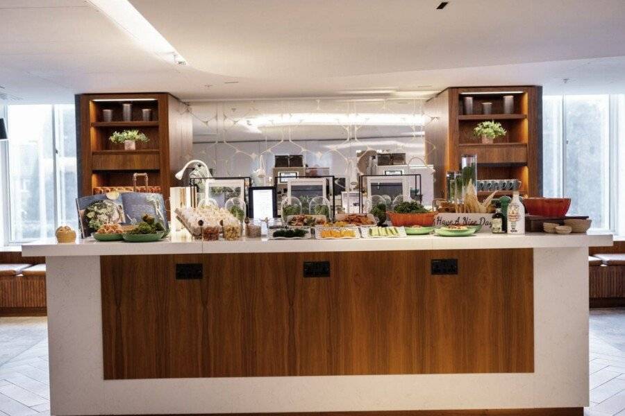 London Heathrow Marriott Hotel restaurant