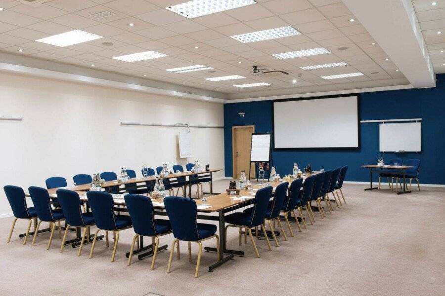 Renaissance London Heathrow Hotel conference room,meeting room