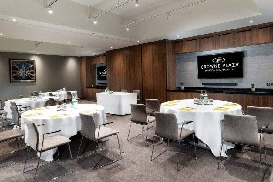 Crowne Plaza London Heathrow conference room,meeting room