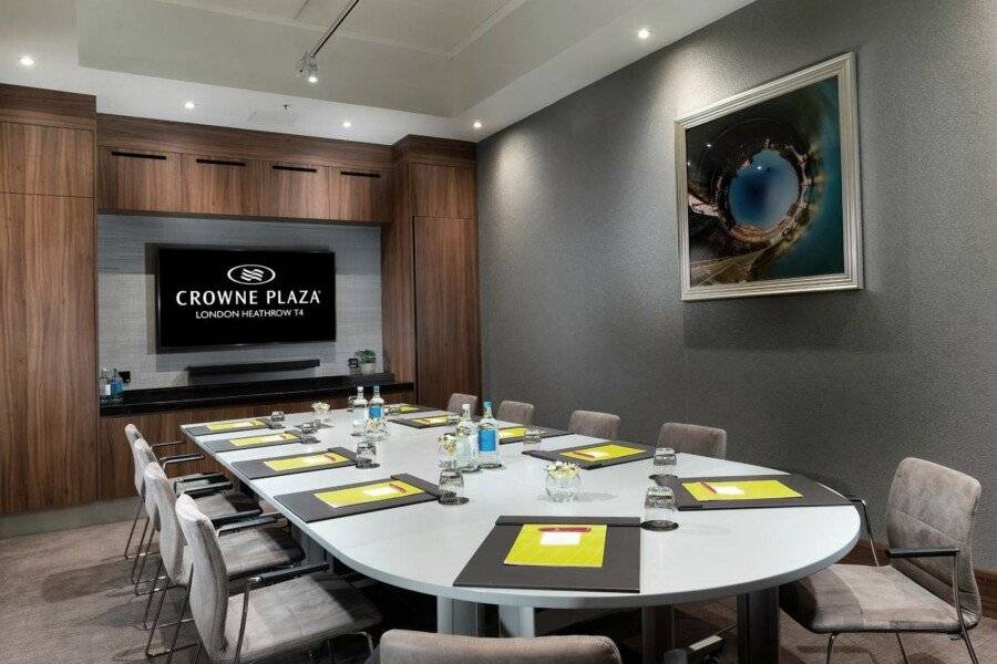 Crowne Plaza London Heathrow conference room,meeting room