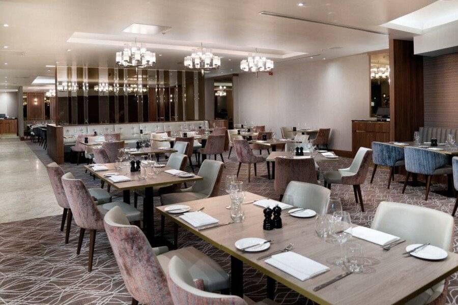 Crowne Plaza London Heathrow restaurant