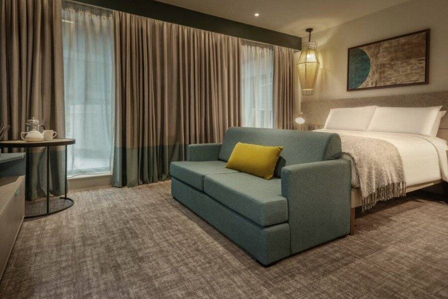 Staybridge Suites London Heathrow hotel bedroom