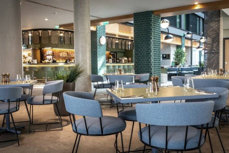 Holiday Inn London Heathrow restaurant