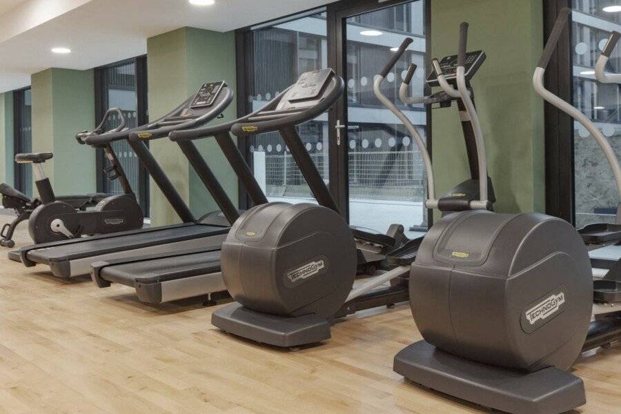 Holiday Inn London Heathrow fitness centre