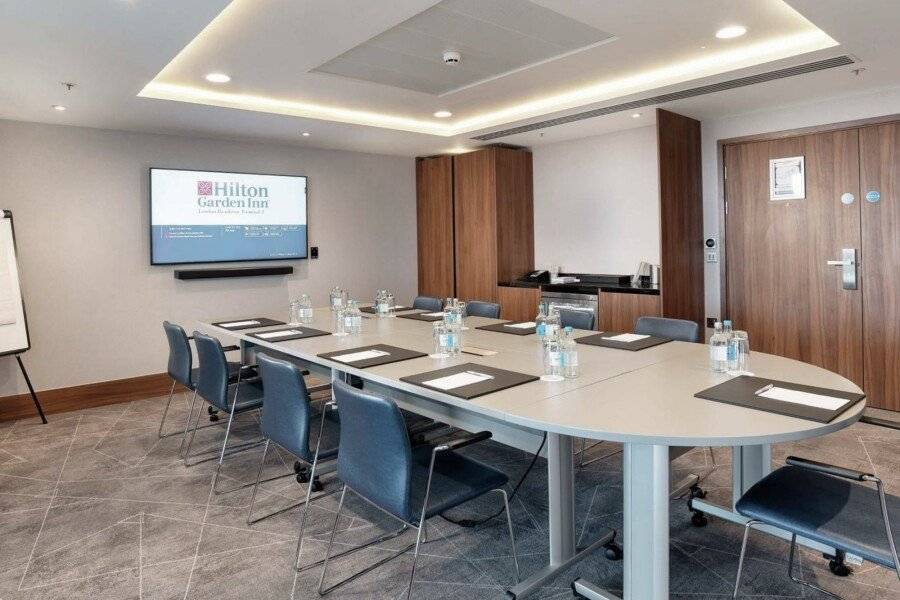 Hilton Garden Inn London Heathrow conference room,meeting room,