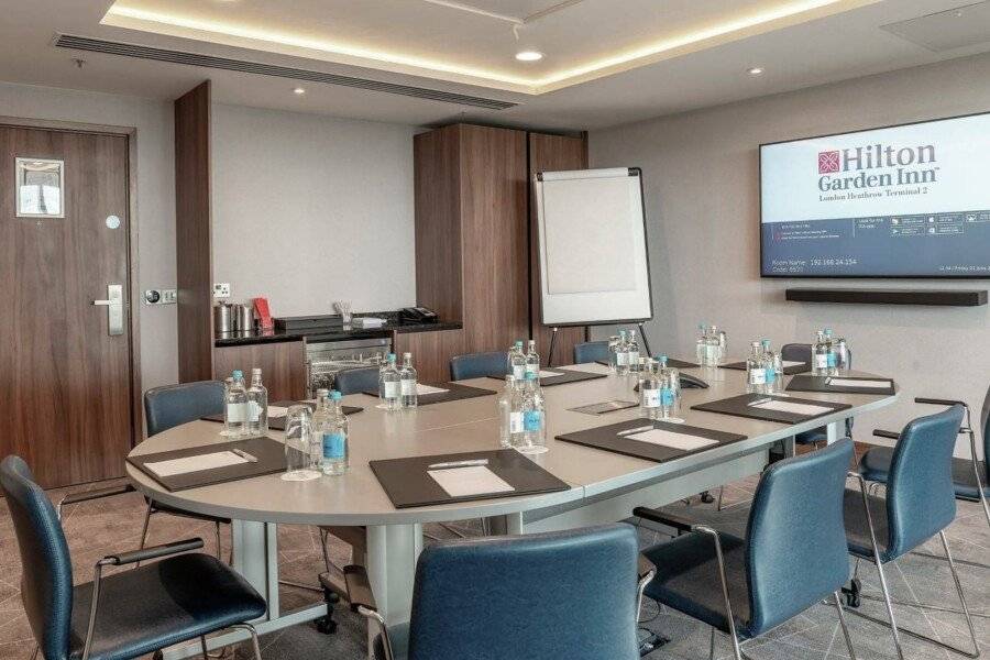 Hilton Garden Inn London Heathrow conference room,meeting room