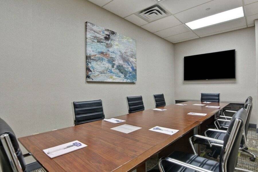 Hampton Inn & Suites-Harrison-Riverwalk conference room,meeting room