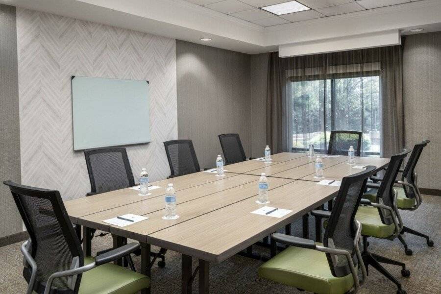 SpringHill Suites by Marriott International Airport conference room,meeting room