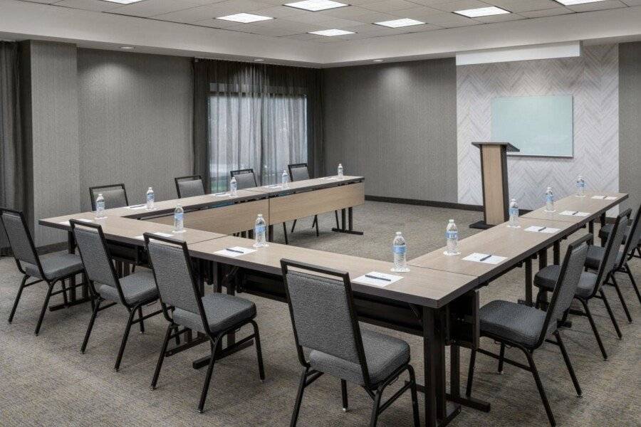 SpringHill Suites by Marriott International Airport conference room,meeting room