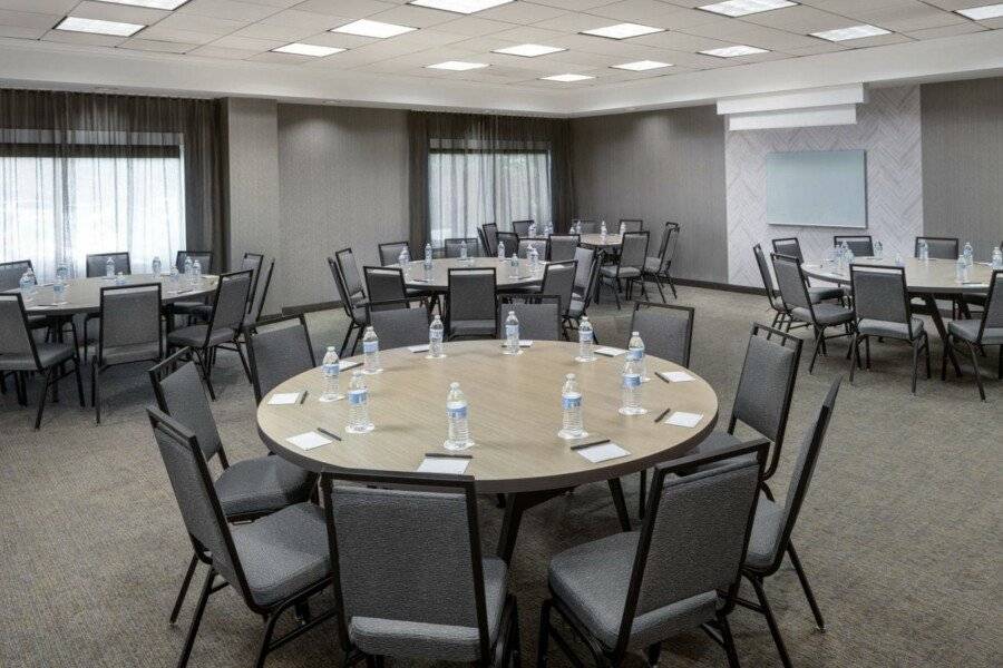 SpringHill Suites by Marriott International Airport conference room,meeting room