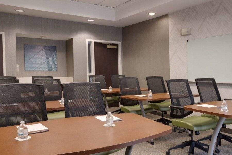 SpringHill Suites by Marriott International Airport conference room,meeting room