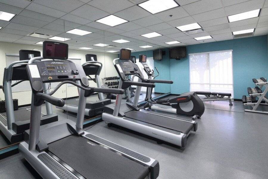 Fairfield Inn & Suites by Marriott Liberty International Airport fitness centre