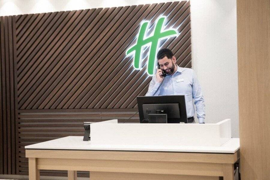 Holiday Inn International Airport front desk,lobby