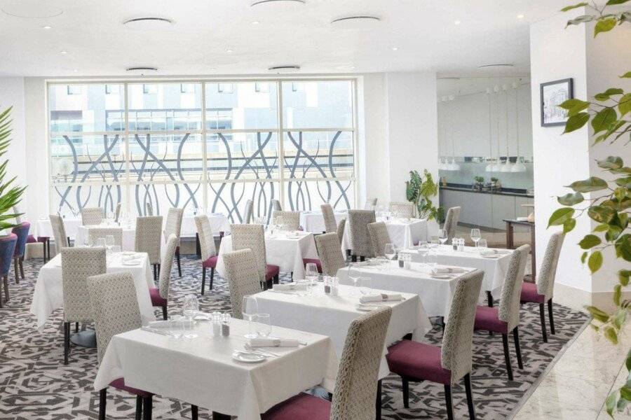 Sofitel London Gatwick restaurant