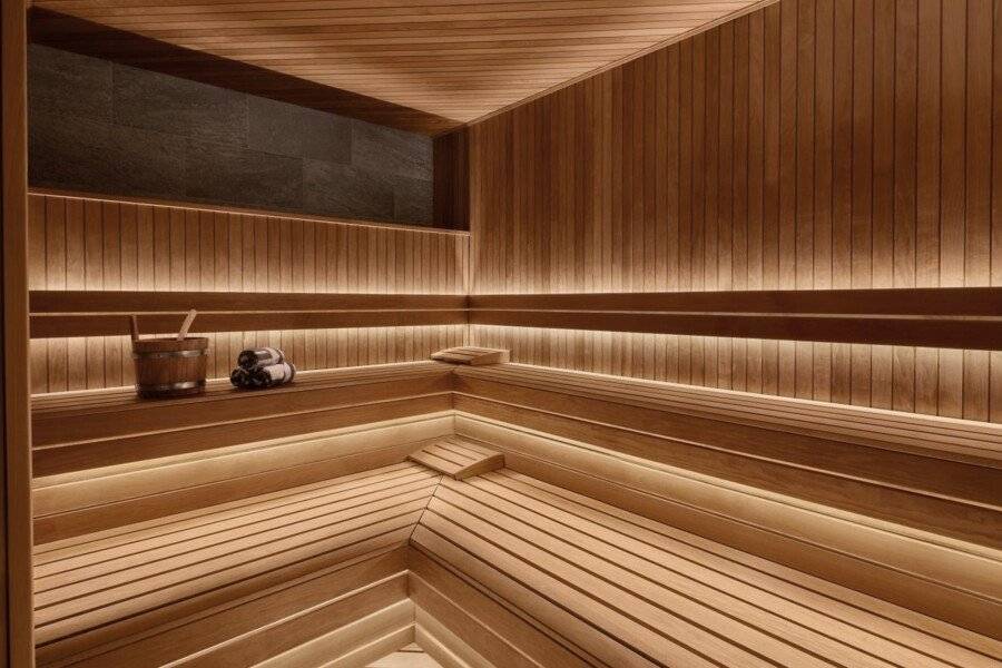 The Ritz-Carlton, Istanbul at the Bosphorus sauna