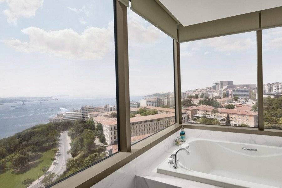 The Ritz-Carlton, Istanbul at the Bosphorus bathtub,ocean view