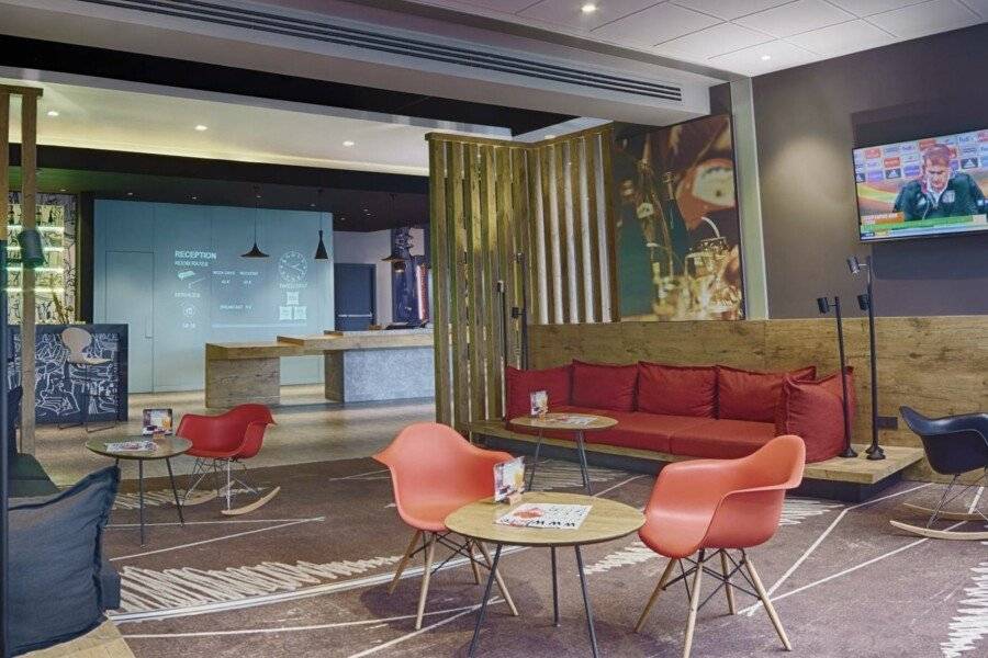 Ibis Istanbul Zeytinburnu lobby