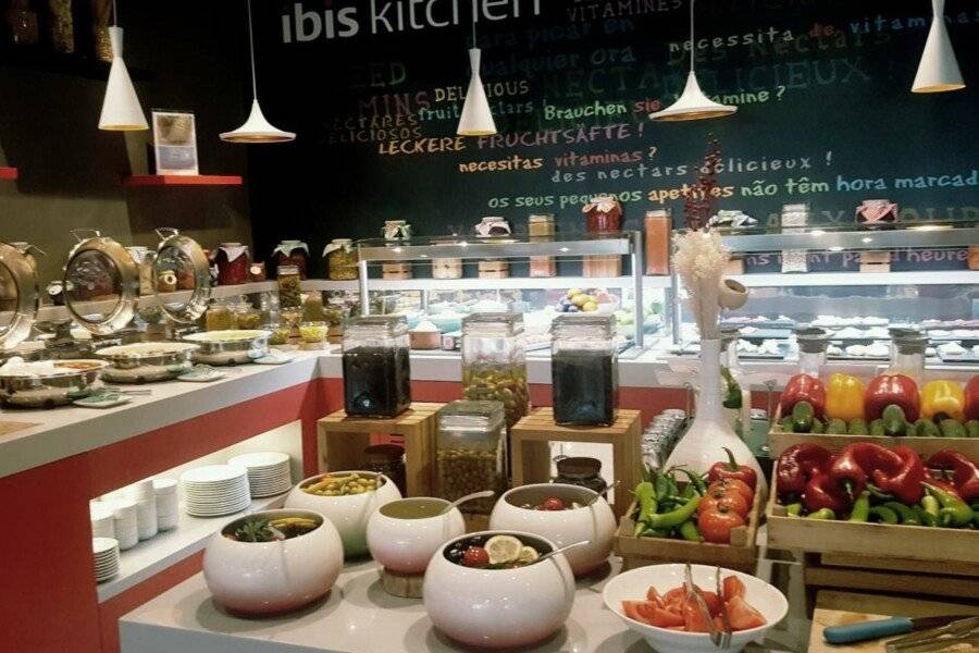 Ibis Istanbul Zeytinburnu restaurant