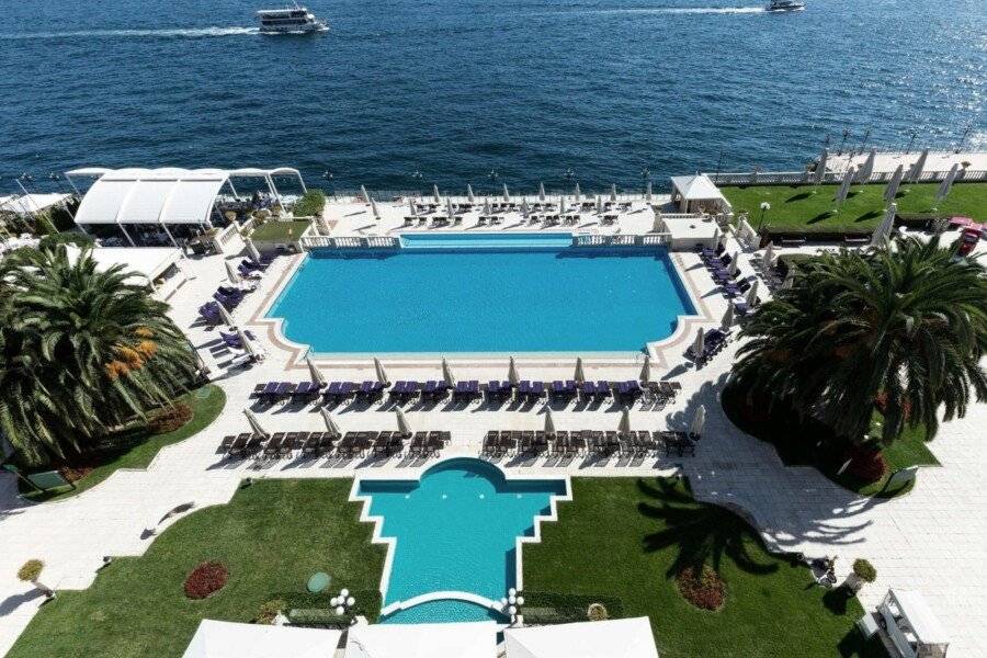 Çırağan Palace Kempinski Istanbul outdoor pool,ocean view