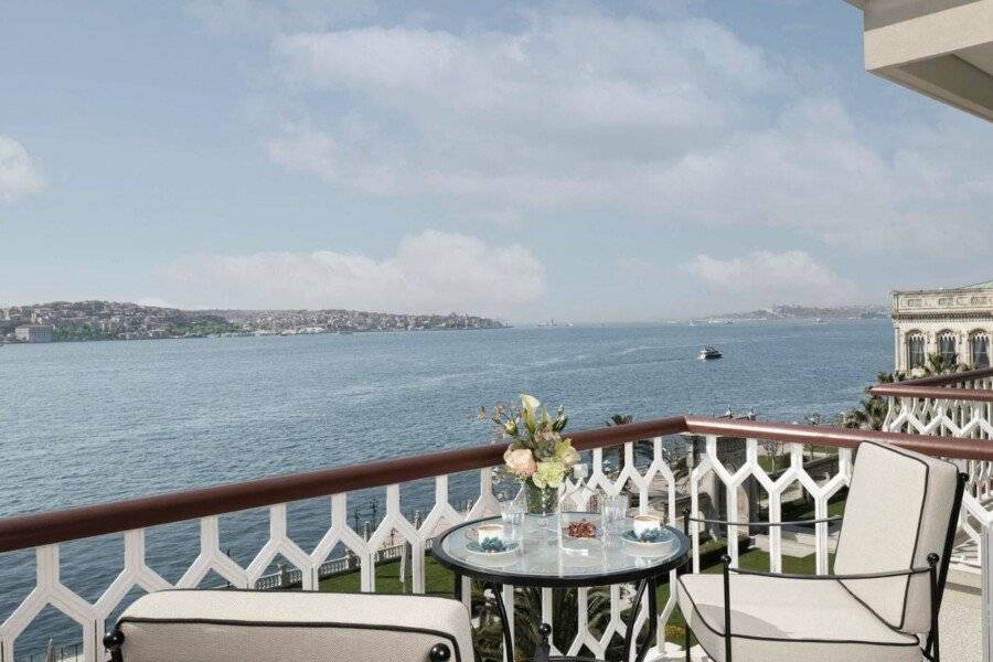 Çırağan Palace Kempinski Istanbul balcony,ocean view