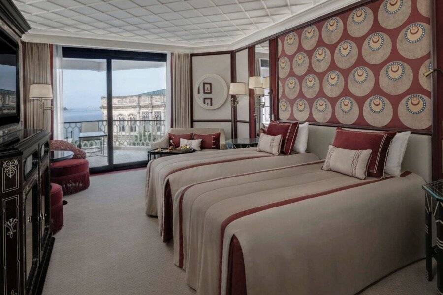 Çırağan Palace Kempinski Istanbul hotel bedroom,ocean view