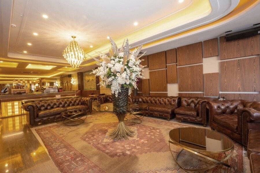 Ramada By Wyndham Istanbul Pera Taksim lobby