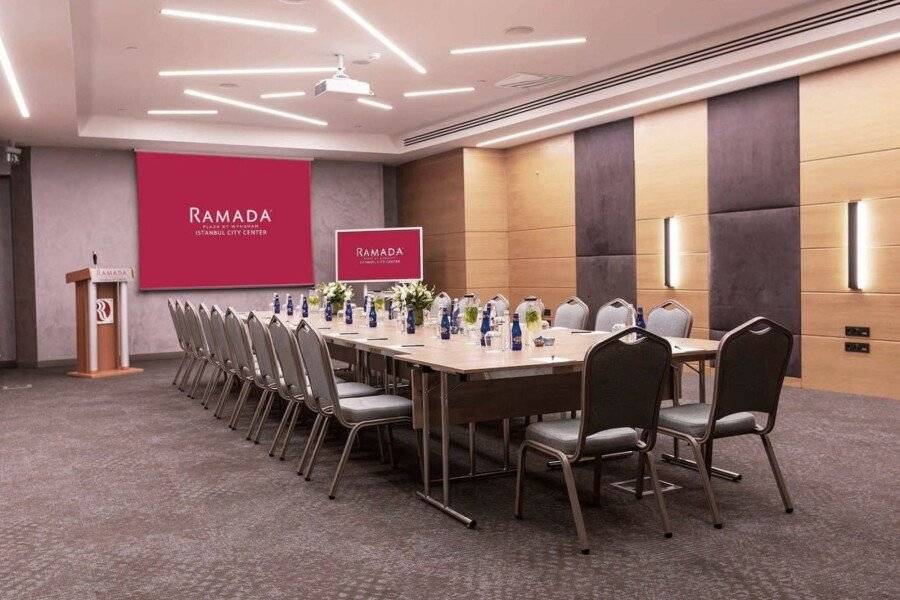 Ramada Plaza By Wyndham Istanbul City Center conference room,meeting room