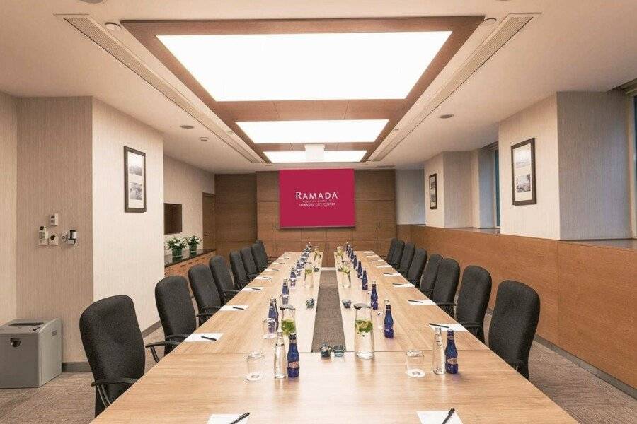 Ramada Plaza By Wyndham Istanbul City Center conference room,meeting room