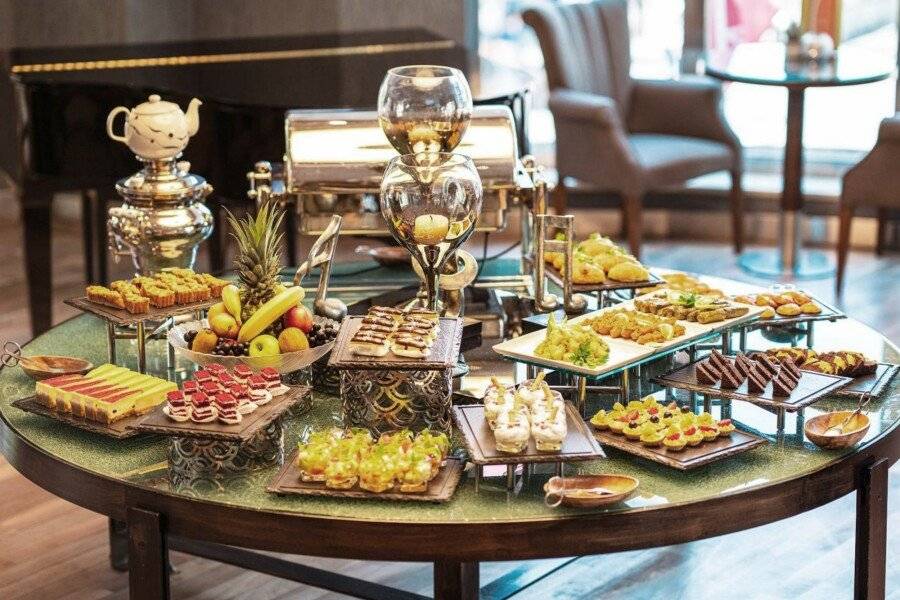 Ramada Plaza By Wyndham Istanbul City Center restaurant,breakfast