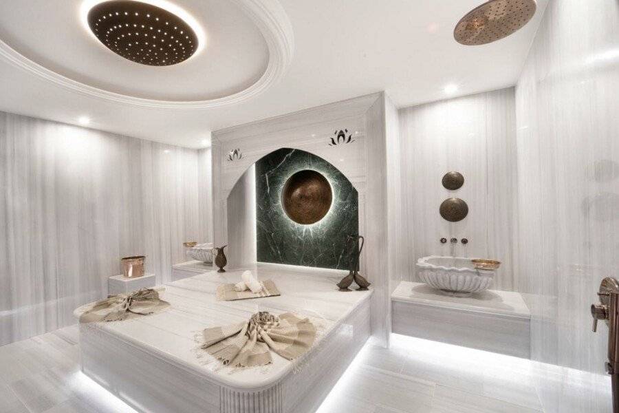 Bentley Hotel Bosphorus spa