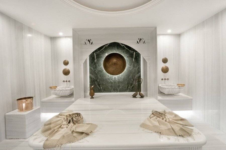 Bentley Hotel Bosphorus spa