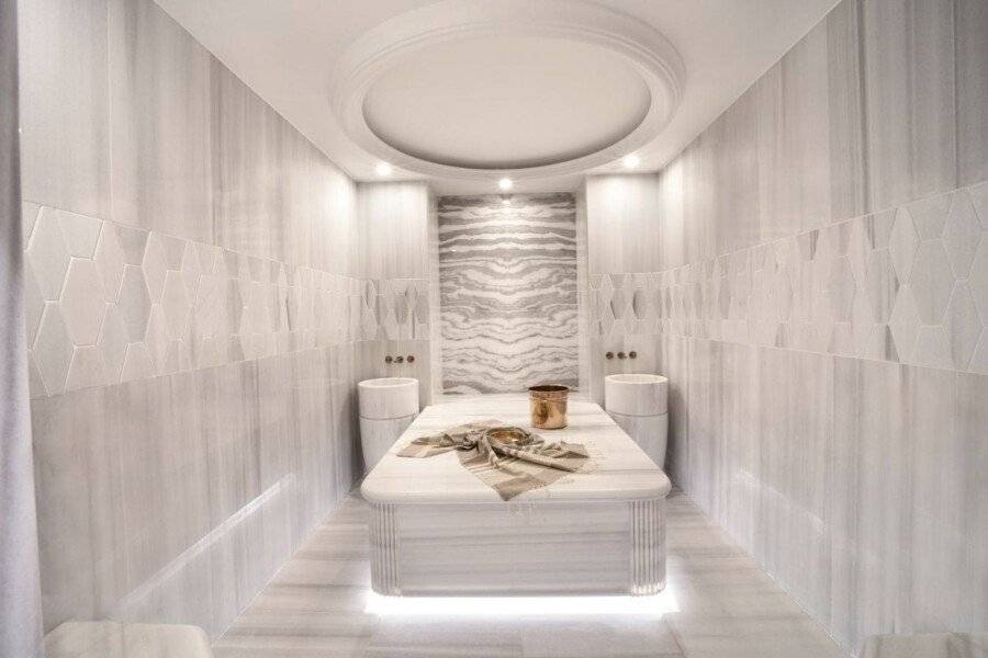 Bentley Hotel Bosphorus spa