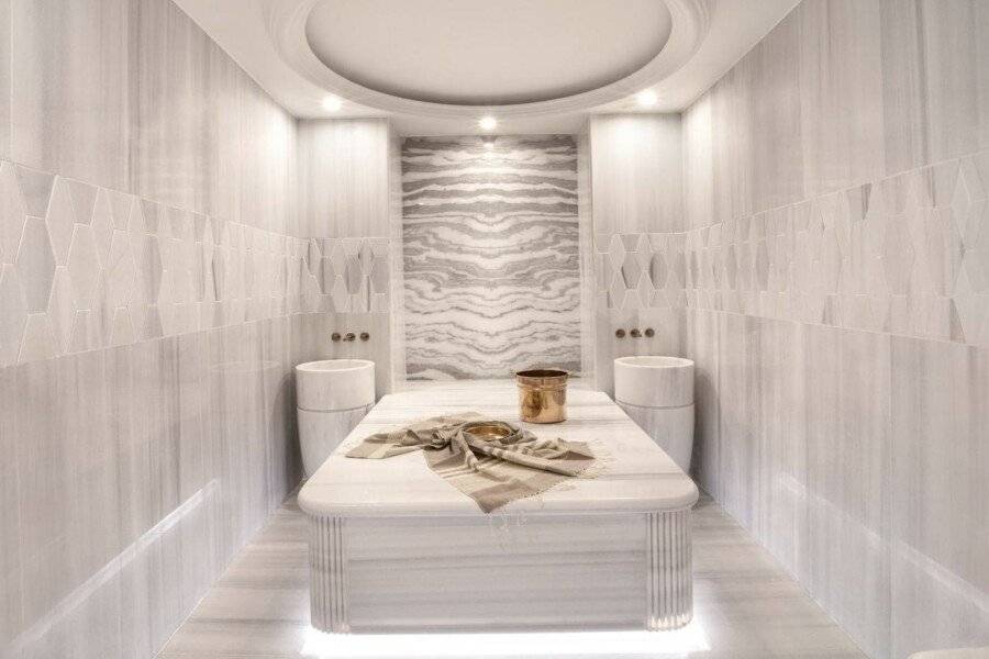 Bentley Hotel Bosphorus spa