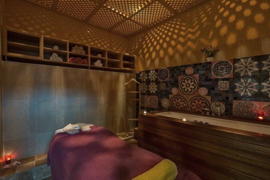 Wyndham Istanbul Old City spa