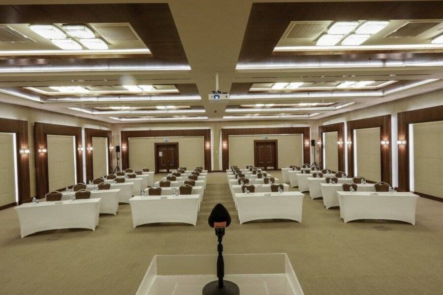 ISG Sabiha Gökçen Airport Hotel conference room,meeting room