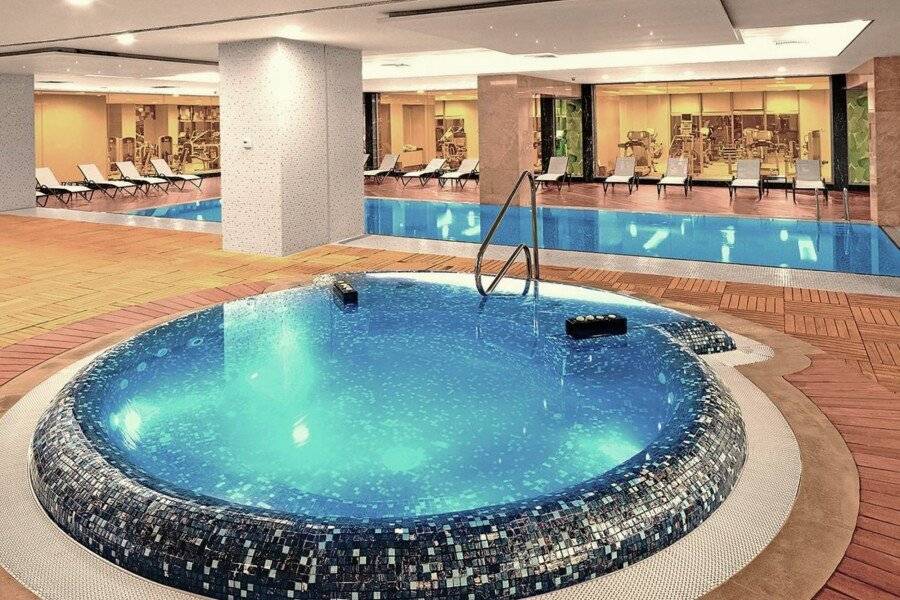 The Green Park Pendik indoor pool,jacuzzi,spa