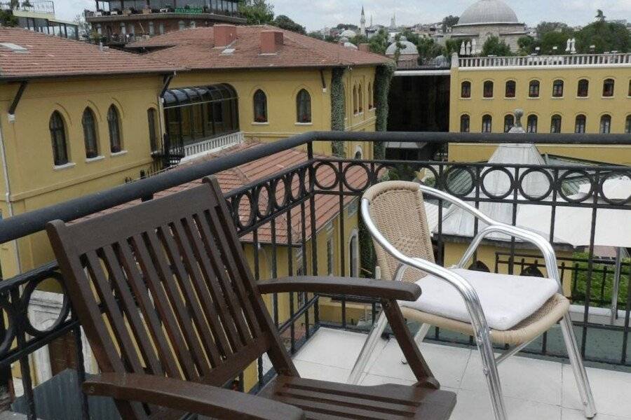 Guest House - Grandma's House balcony,ocean view