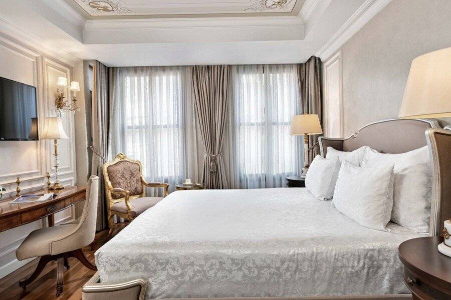 Rixos Pera Istanbul hotel bedroom