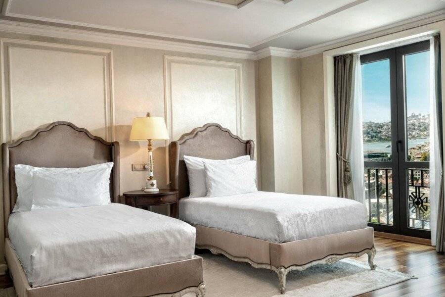 Rixos Pera Istanbul hotel bedroom,ocean view