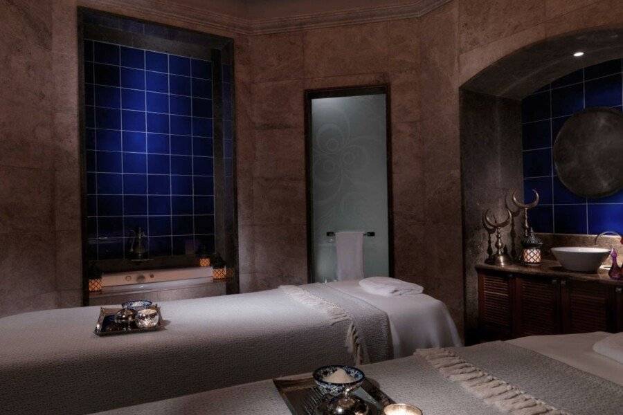 Four Seasons Hotel Istanbul at the Bosphorus spa