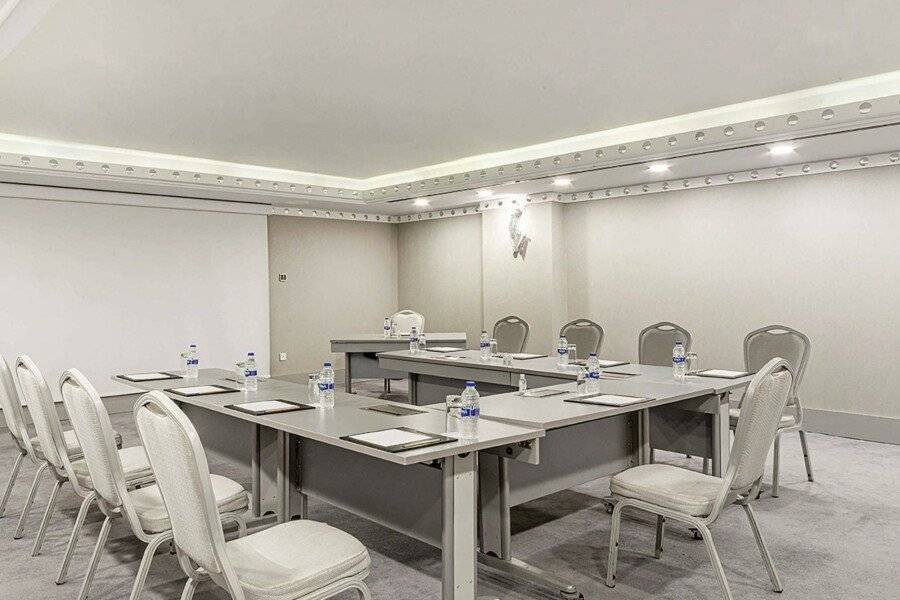 Wyndham Grand Istanbul Kalamış Marina Hotel conference room,meeting room