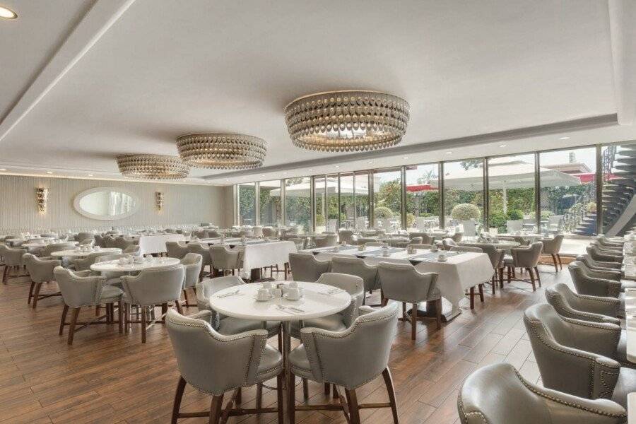 Wyndham Grand Istanbul Kalamış Marina Hotel restaurant